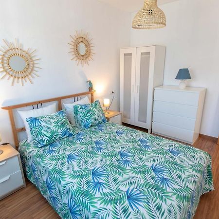 Holidays By The Sea Apartments Малага Екстериор снимка